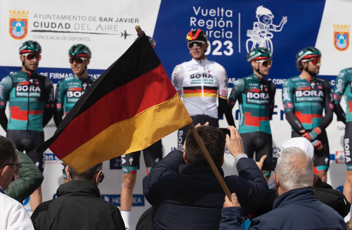 Fotos: Gotas de sudor, lluvia y barro en la Vuelta Ciclista a la Región de Murcia 2023