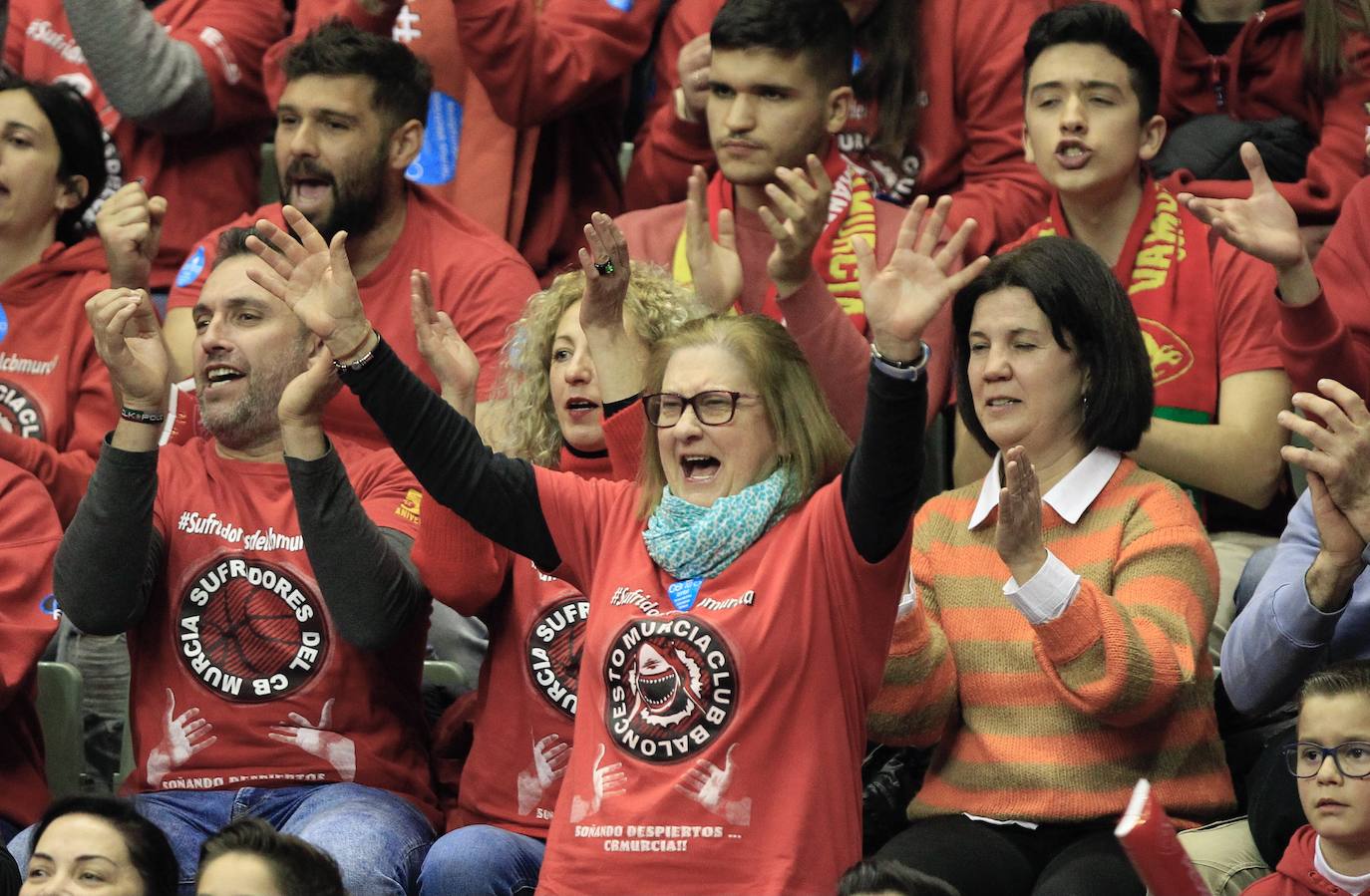 Fotos: Las imágenes del público en el UCAM-Real Madrid