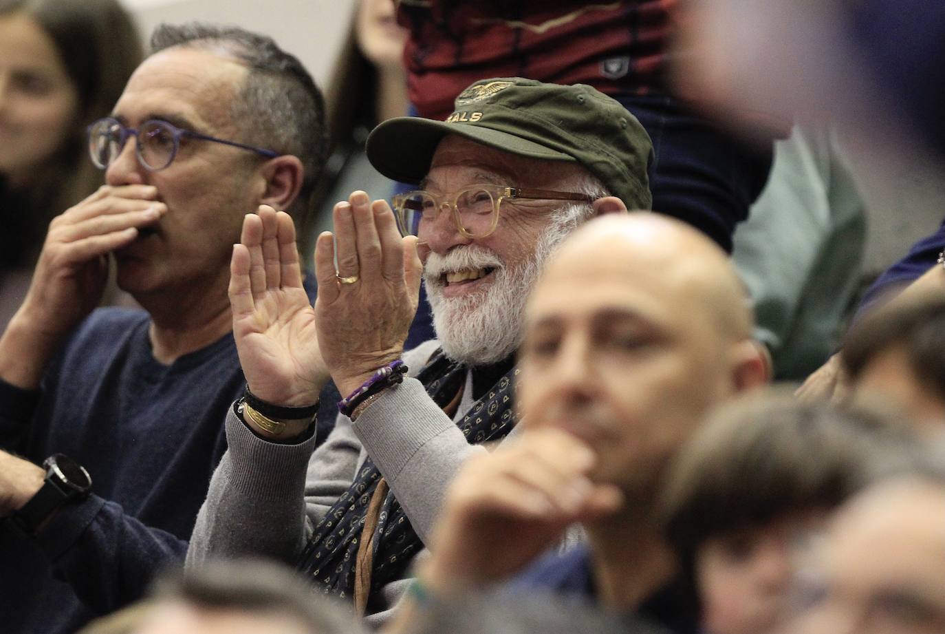 Fotos: Las imágenes del público en el UCAM-Real Madrid