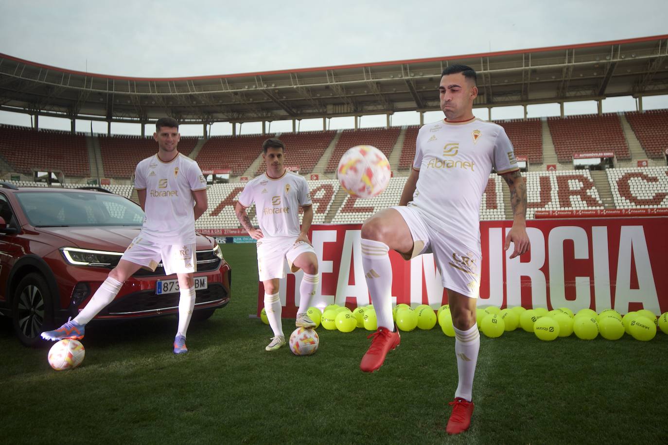 Fotos: Dani Romera, Alfon y Toril, nuevos jugadores del Real Murcia