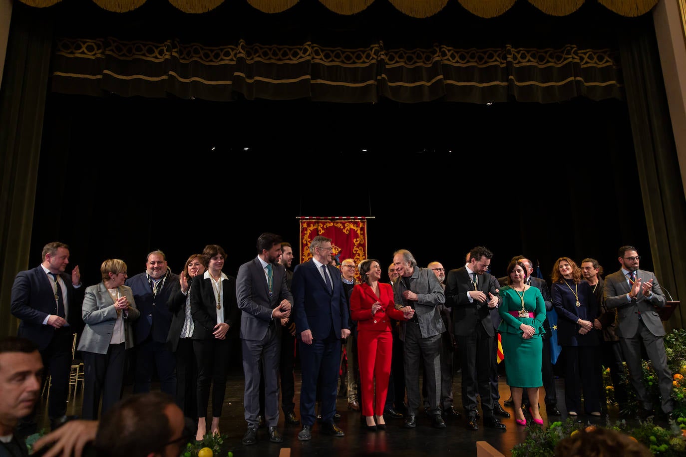 Fotos: Orihuela nombra Hijo Adoptivo a Serrat