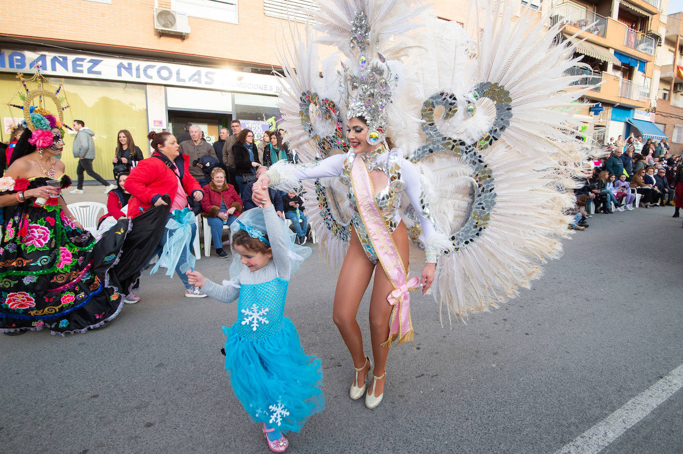 Fotos: El carnaval luce su esplendor en Beniaján