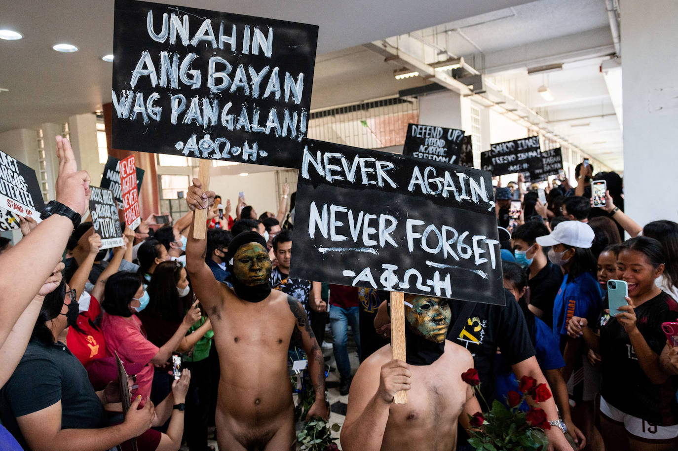 Fotos: Desnudo simbólico en Filipinas