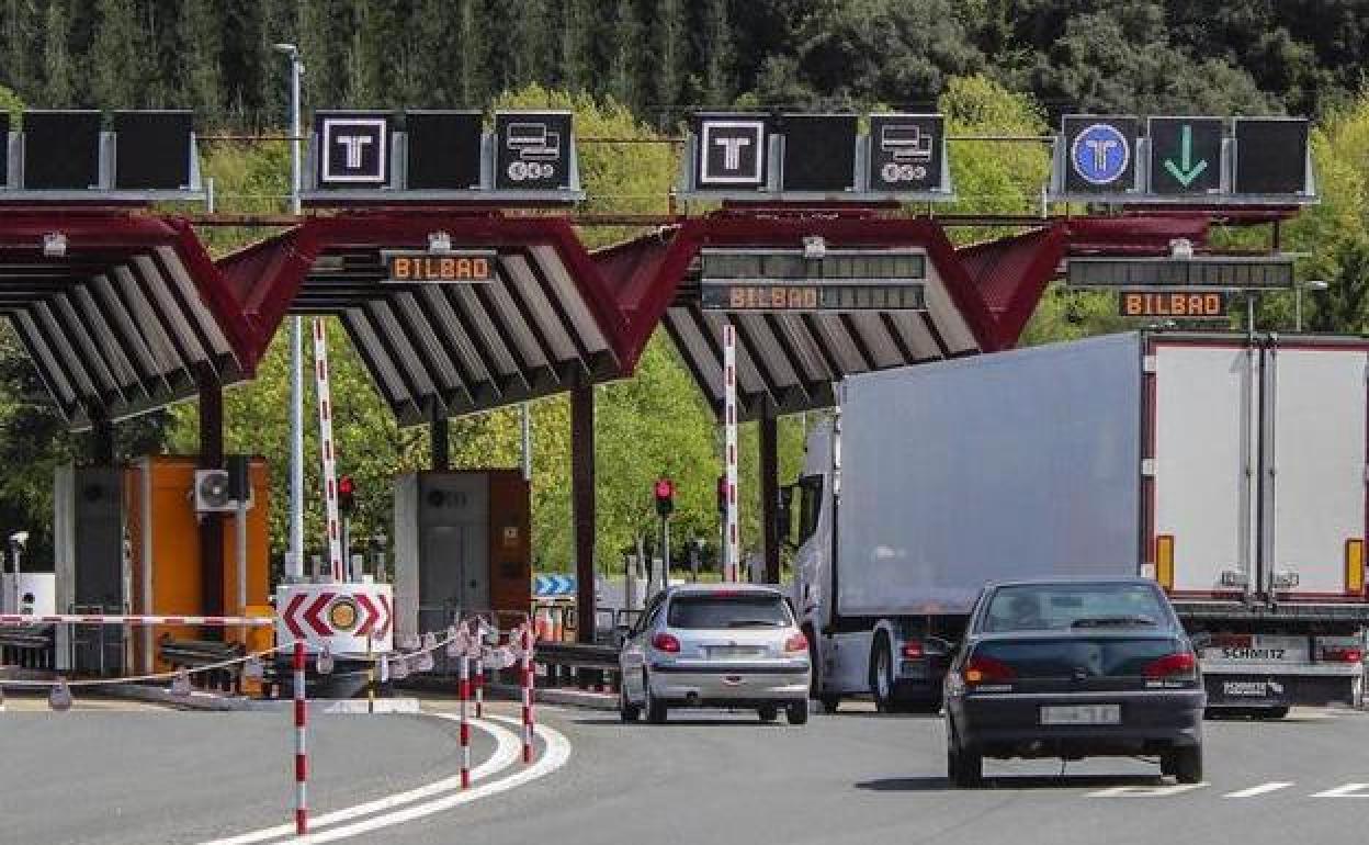 Los peajes en todas las autovías generarán 5. 000 millones al año para el estado | la verdad