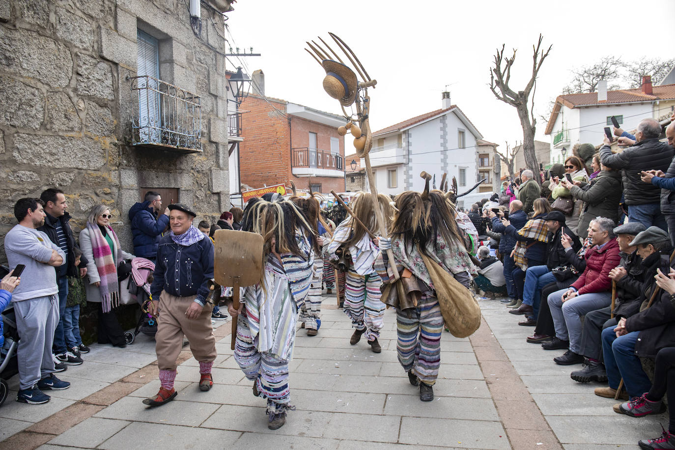 Fotos: Los cucurrumachos invaden Navalosa