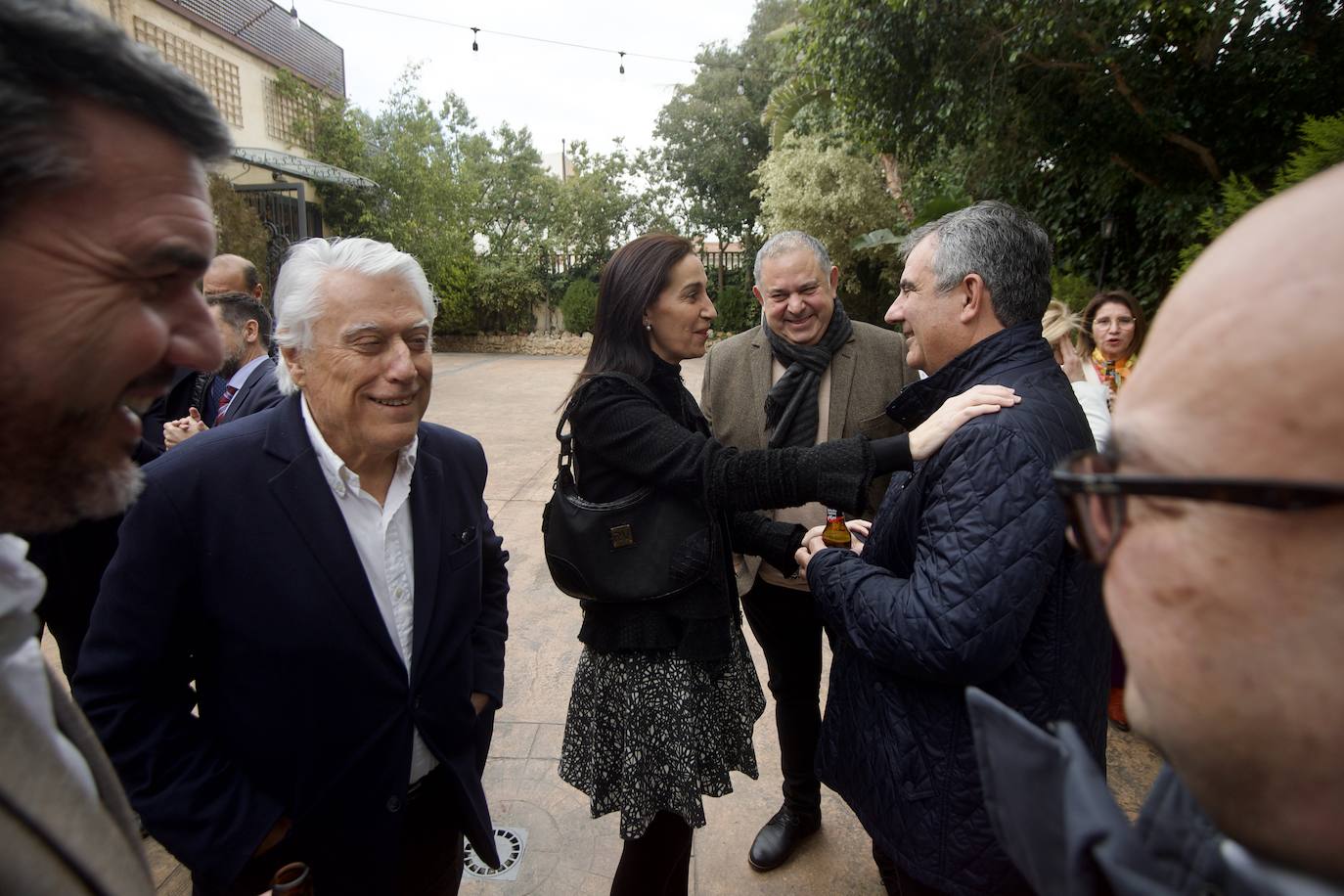 Fotos: La exministra Elvira Rodríguez asiste a la Tertulia de la Luz