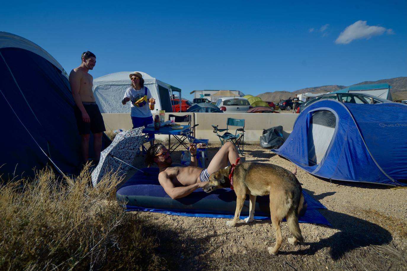 La &#039;rave&#039; de Fuente Álamo, en imágenes