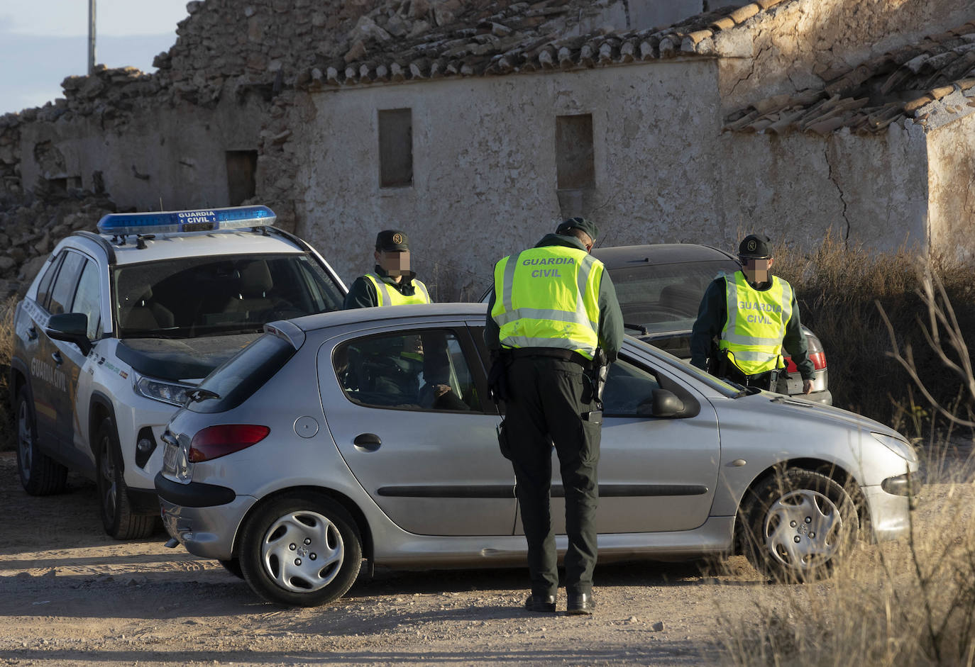 La fiesta ilegal que ya suma tres días en Fuente Álamo, en imágenes