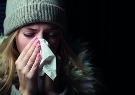 Mascarilla y vacunación, las 'recetas' para contener la epidemia de gripe