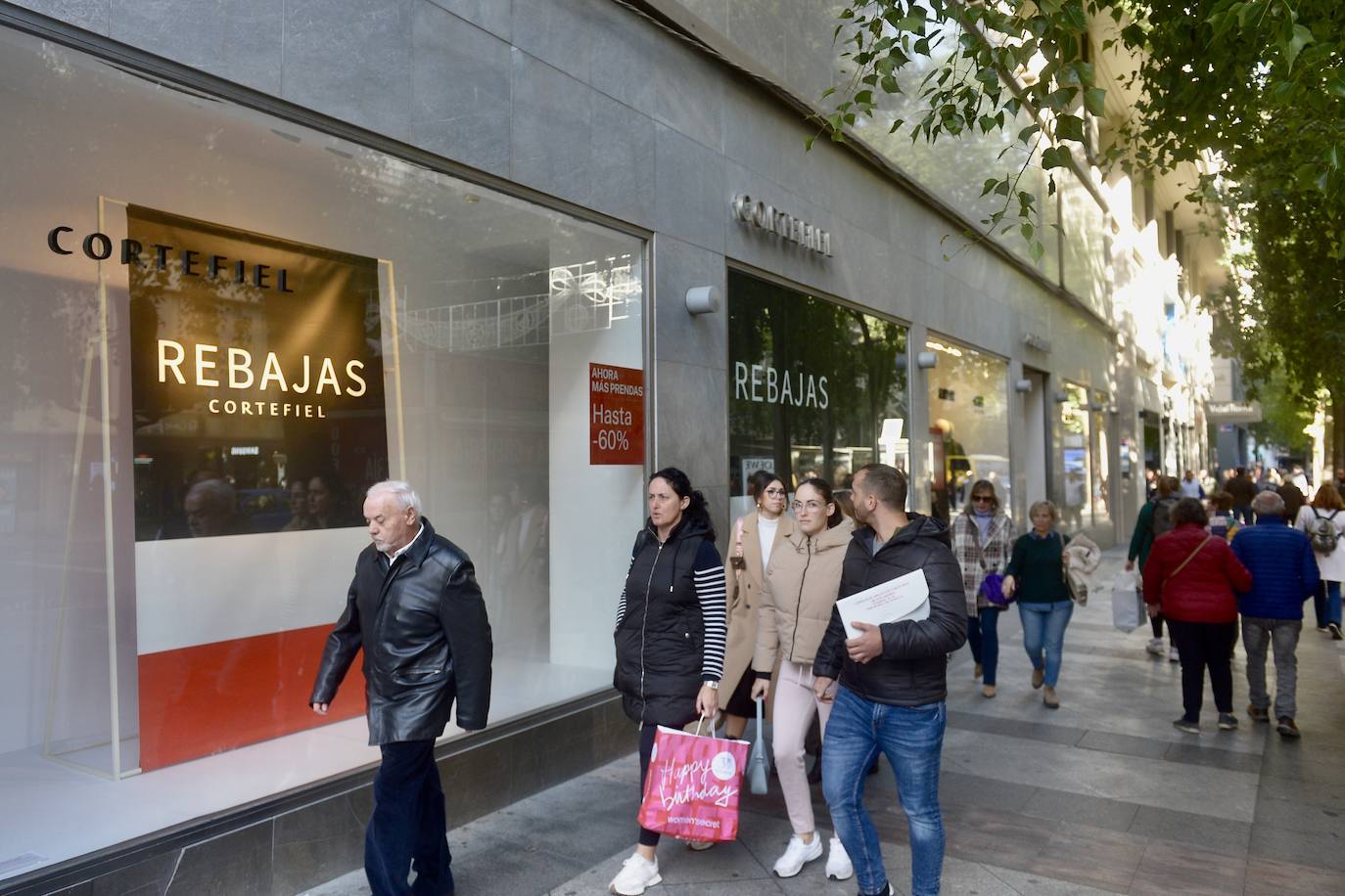 Las imágenes del comienzo de las rebajas en Murcia