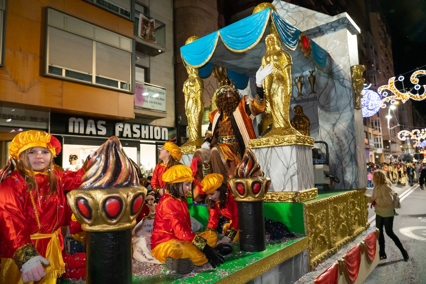 La cabalgata de los Reyes Magos de Lorca, en imágenes