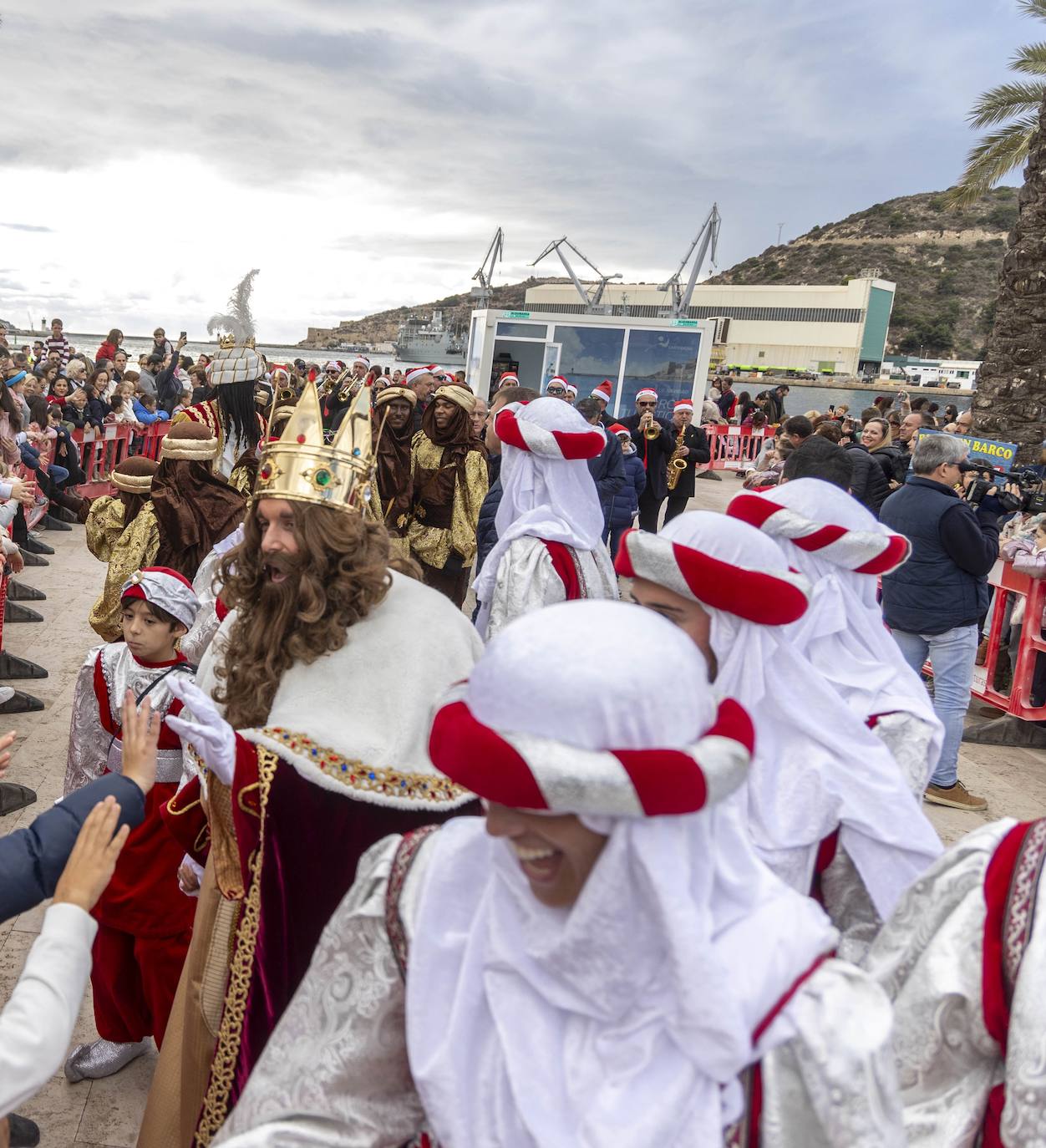 Desembarco de los Reyes Magos en Cartagena, en imágenes