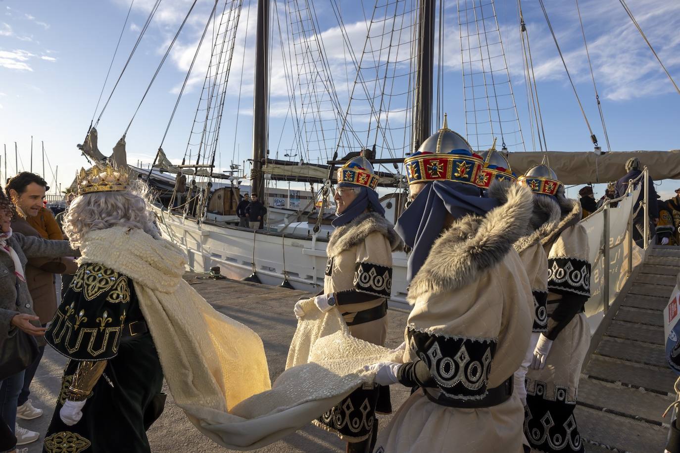 La cabalgata de Reyes Magos de Torrevieja, en imágenes
