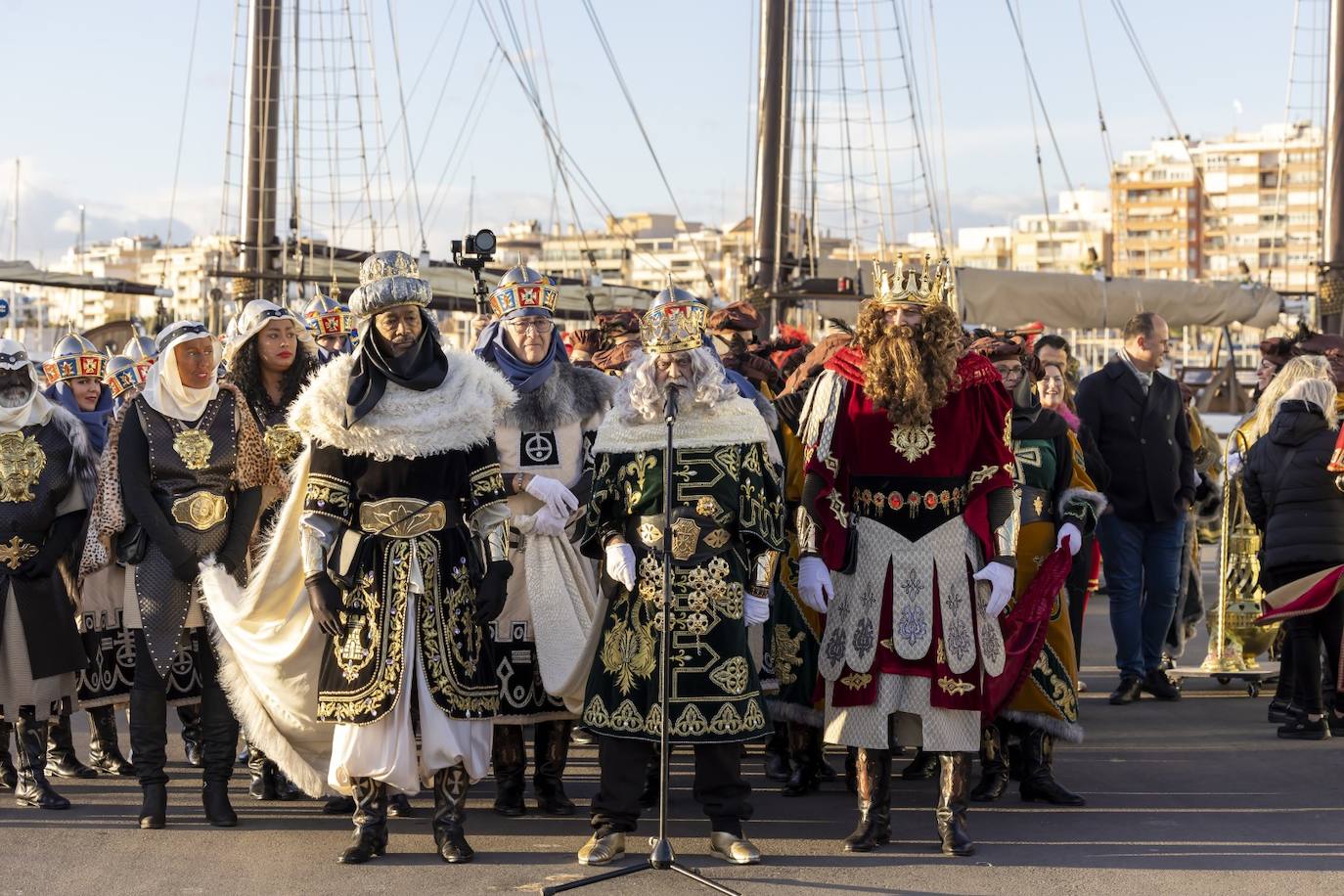 La cabalgata de Reyes Magos de Torrevieja, en imágenes