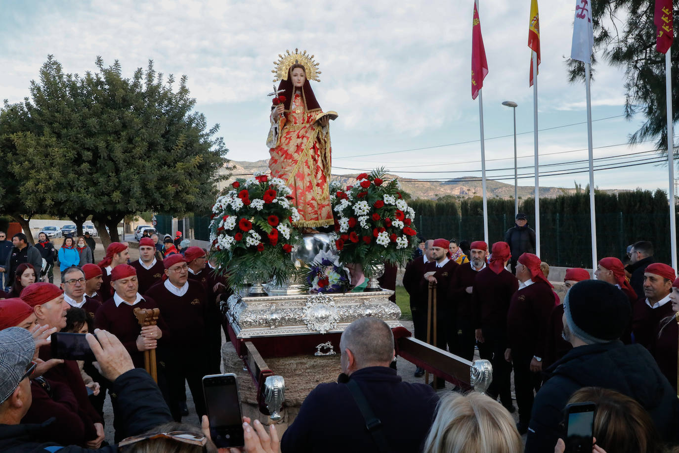 La subida de la Santa de Totana, en imágenes