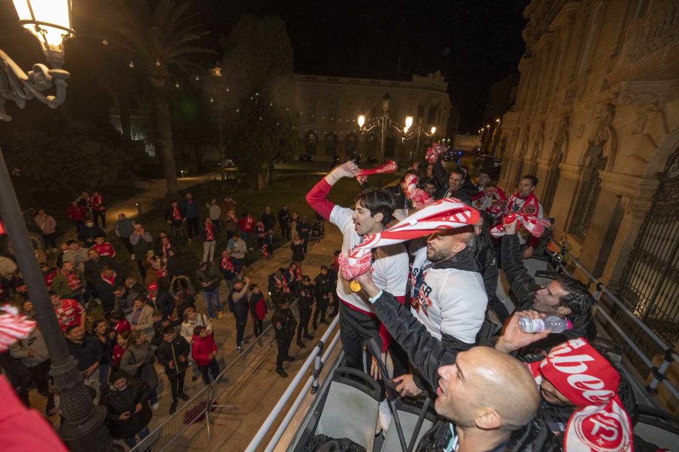 La celebración de la victoria del Jimbee en la Supercopa, en imágenes