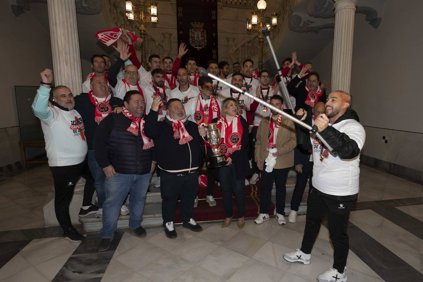 La celebración de la victoria del Jimbee en la Supercopa, en imágenes