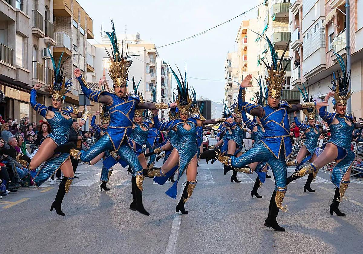 Una comparsa del pasado Carnaval de Águilas.