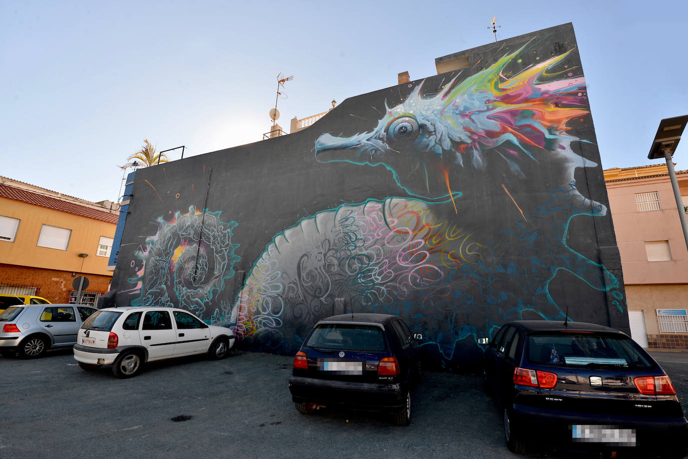 Los murales que colorean Los Alcázares, en imágenes