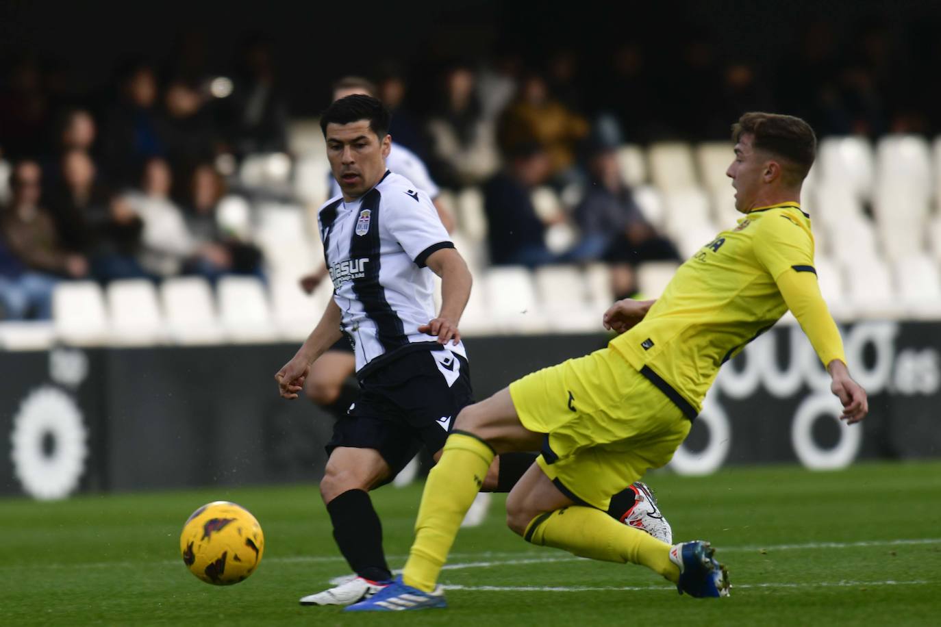 La victoria del Cartagena frente al Villarreal B, en imágenes