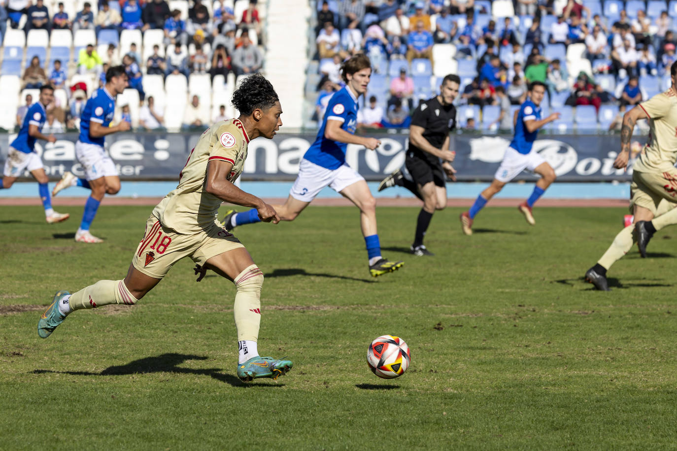 Las imágenes del partido entre el Melilla y el Real Murcia