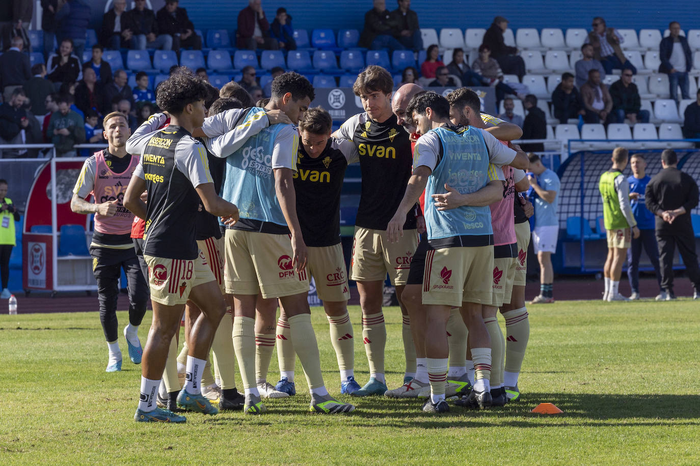 Las imágenes del partido entre el Melilla y el Real Murcia