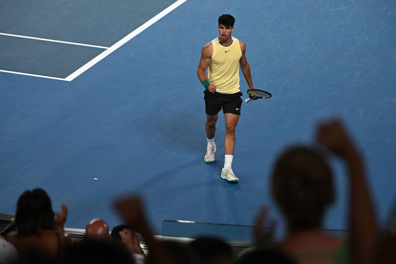 La victoria de Carlos Alcaraz ante Richard Gasquet en el Abierto de Australia, en imágenes