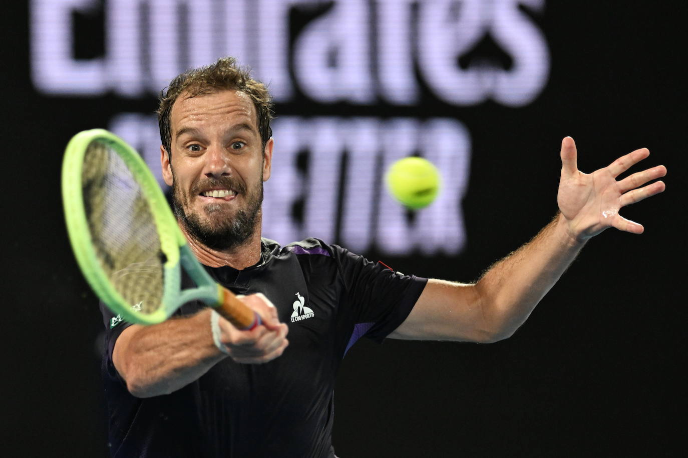 La victoria de Carlos Alcaraz ante Richard Gasquet en el Abierto de Australia, en imágenes