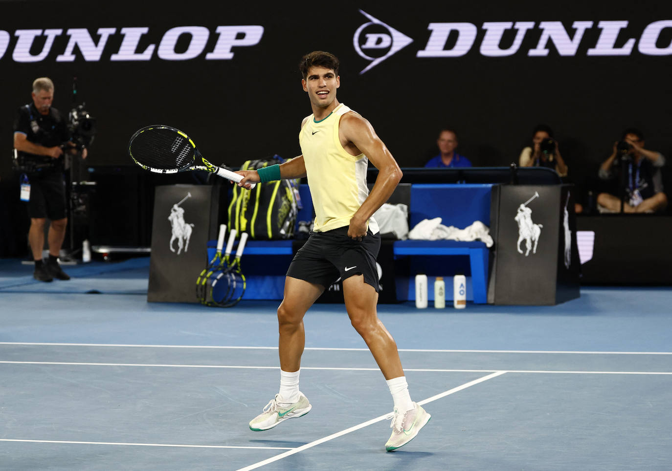 La victoria de Carlos Alcaraz ante Richard Gasquet en el Abierto de Australia, en imágenes