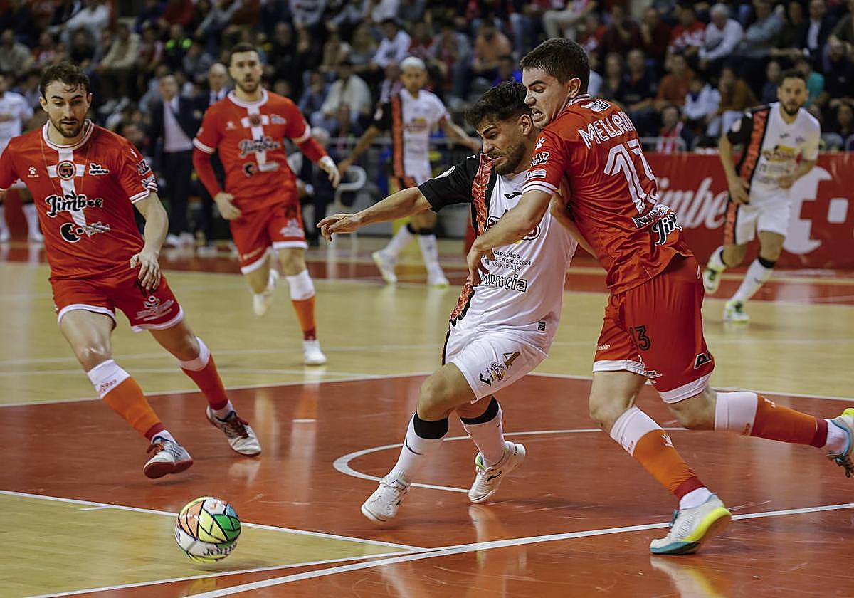 Las imágenes del Jimbee-ElPozo