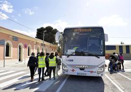 El transbordo entre autobús a tren comenzó en la estación de Archena en febrero de 2022; luego cambó y se realiza toda la ruta en autobús hasta Albacete.