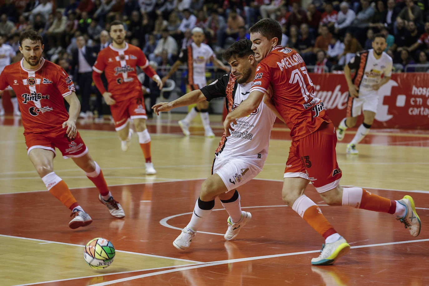 Las imágenes del Jimbee-ElPozo