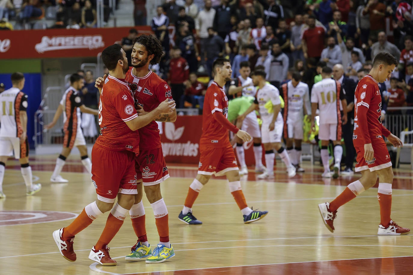 Las imágenes del Jimbee-ElPozo