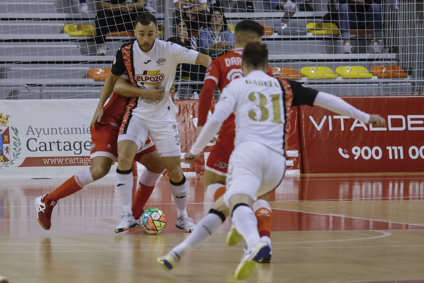 Las imágenes del Jimbee-ElPozo