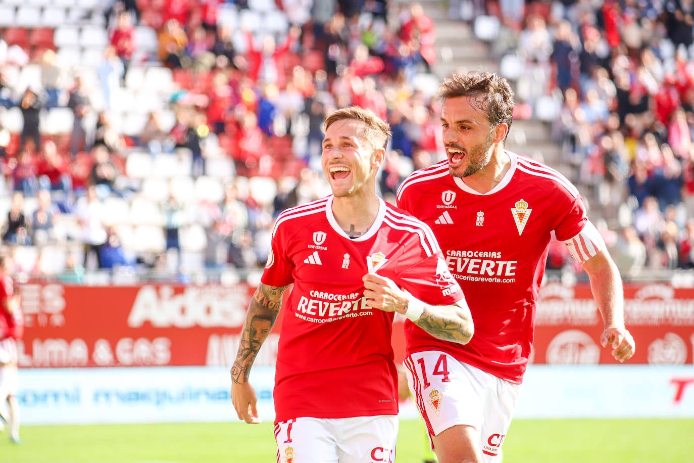 El Real Murcia gana en casa al Atlético Baleares