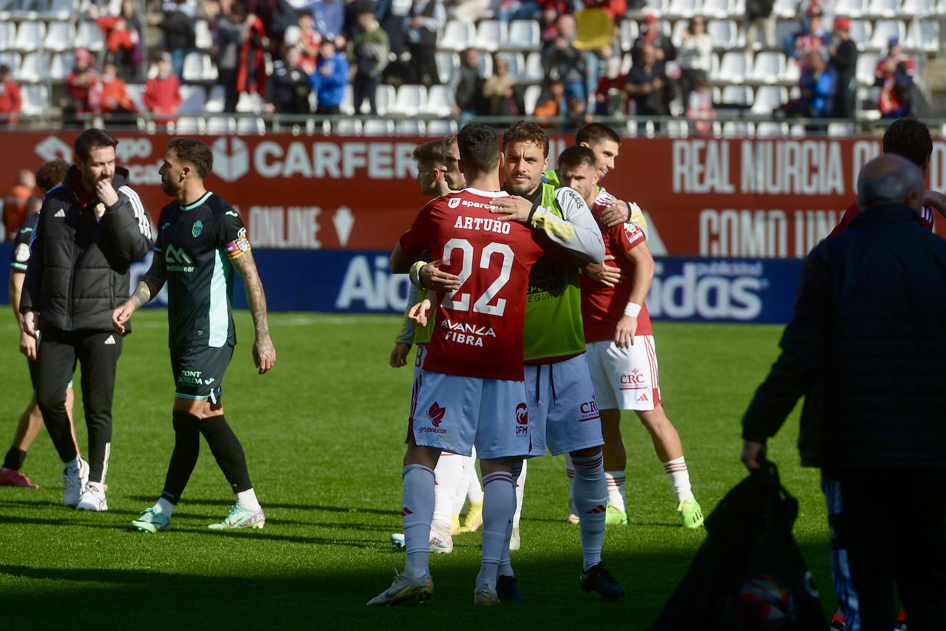 El Real Murcia gana en casa al Atlético Baleares