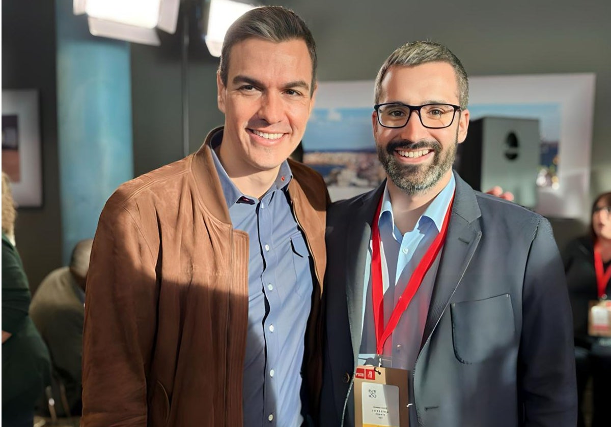 Pedro Sánchez y Francisco Lucas, durante la convención que el partido celebra este fin de semana en La Coruña.