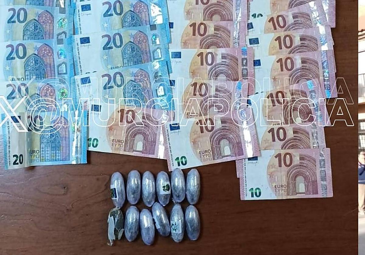 Dinero y bellotas intervenidas.