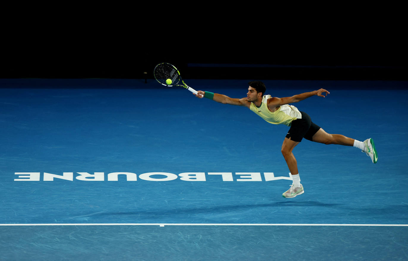 La derrota de Alcaraz ante Zverev en el Open de Australia, en imágenes