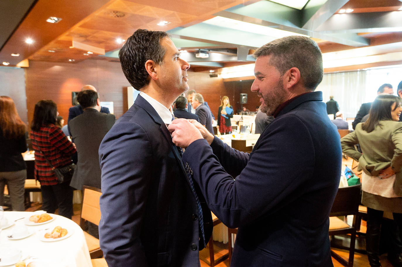 Las imágenes del Foro Agro organizado por Santander y LA VERDAD