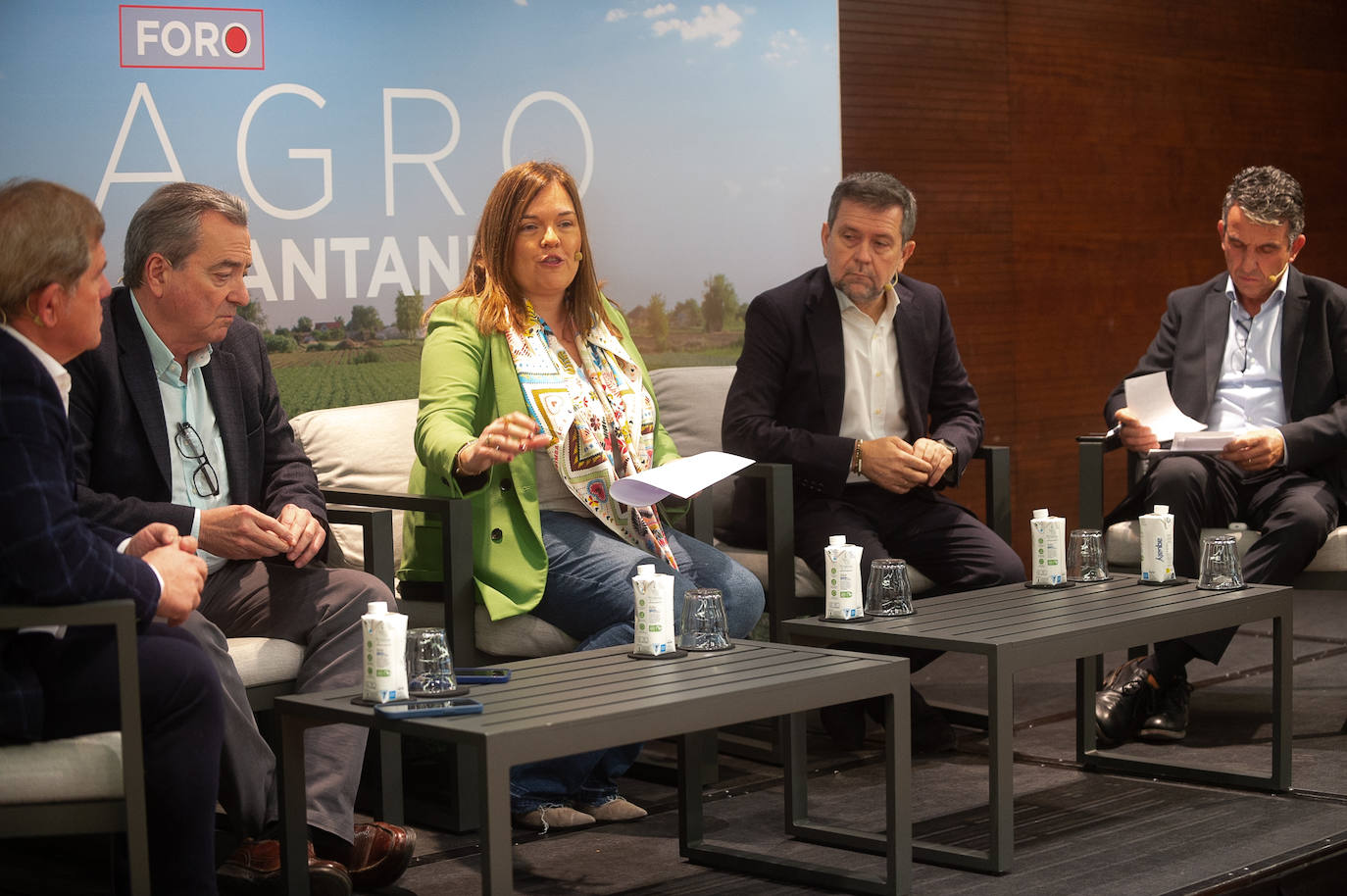 Las imágenes del Foro Agro organizado por Santander y LA VERDAD