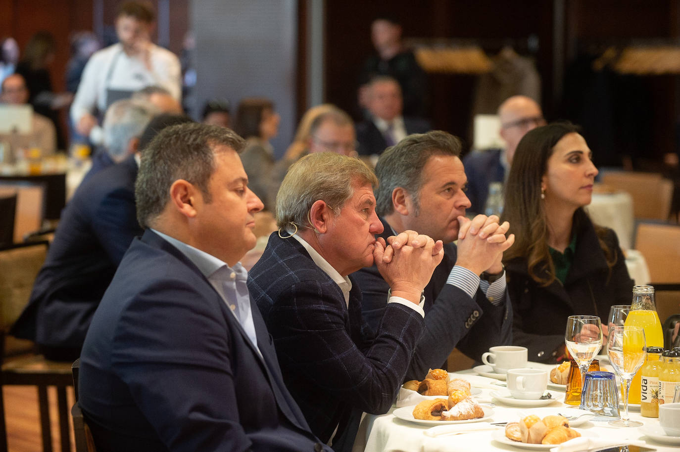 Las imágenes del Foro Agro organizado por Santander y LA VERDAD