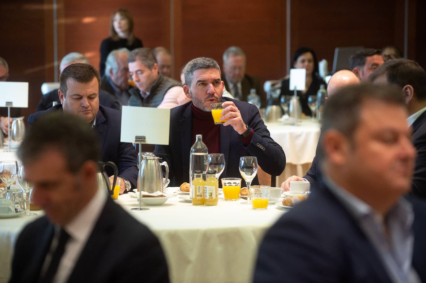 Las imágenes del Foro Agro organizado por Santander y LA VERDAD