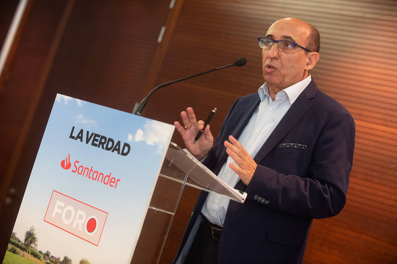 Las imágenes del Foro Agro organizado por Santander y LA VERDAD