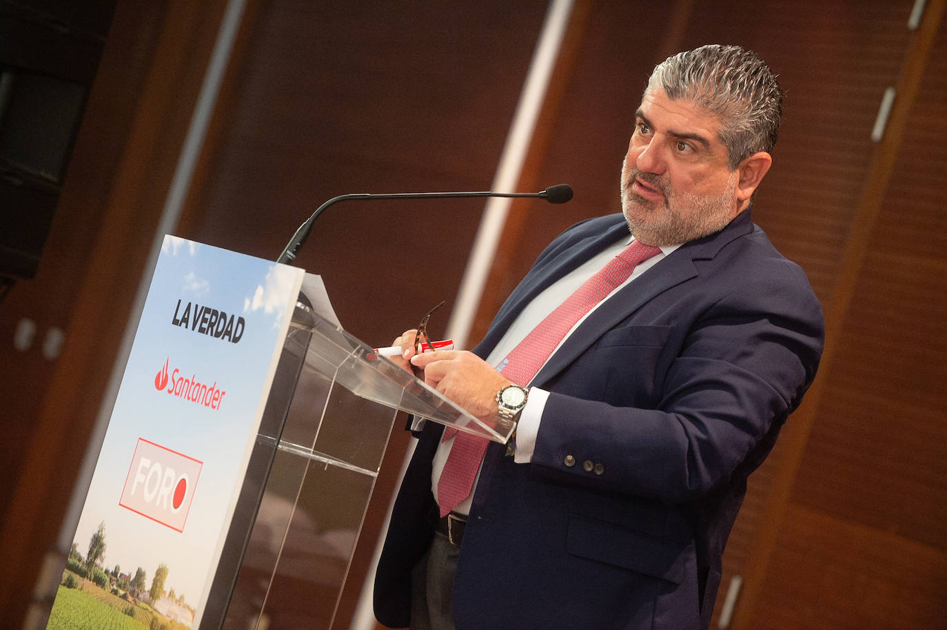Las imágenes del Foro Agro organizado por Santander y LA VERDAD