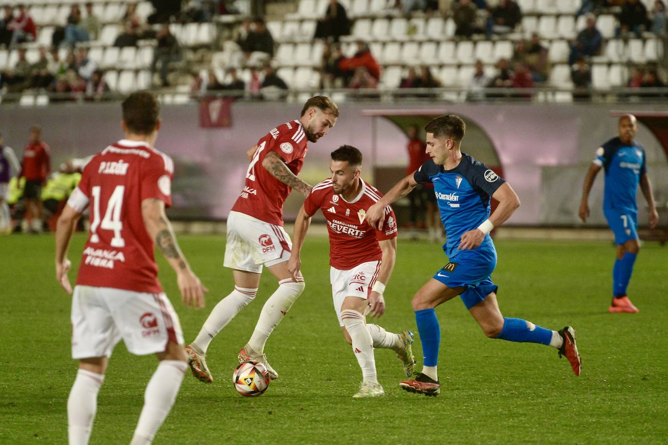 La victoria del Real Murcia frente al San Fernando, en imágenes