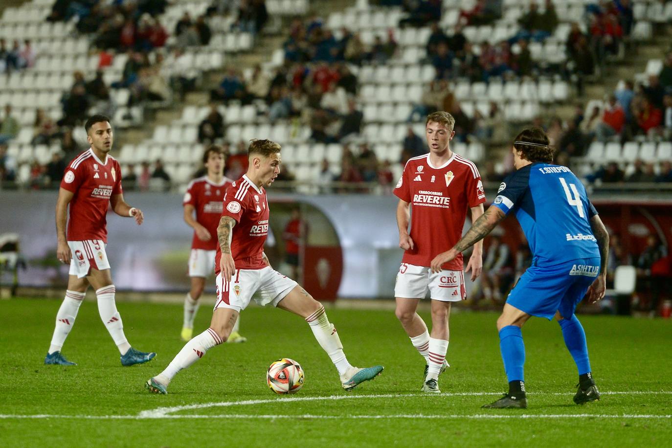 La victoria del Real Murcia frente al San Fernando, en imágenes