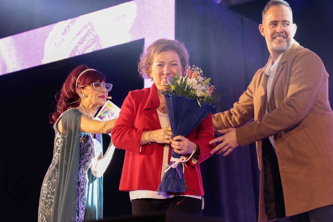 Las imágenes del Concurso de Trajes de Papel en Águilas