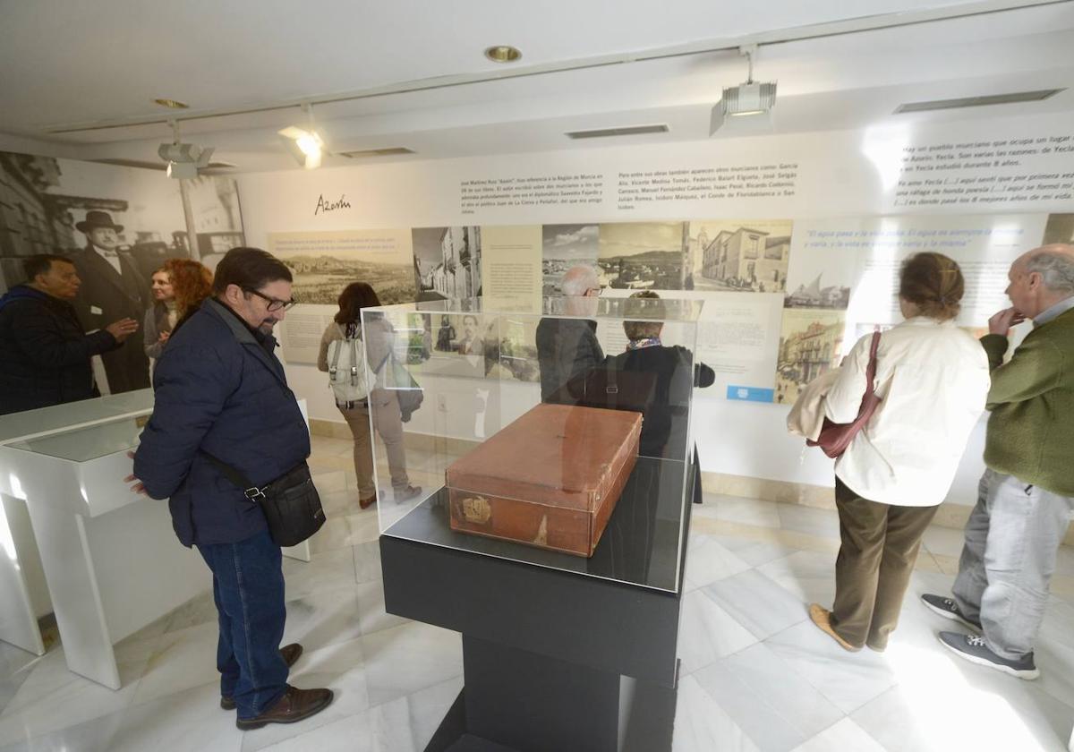 La exposición &#039;La maleta de Azorín&#039;, en imágenes