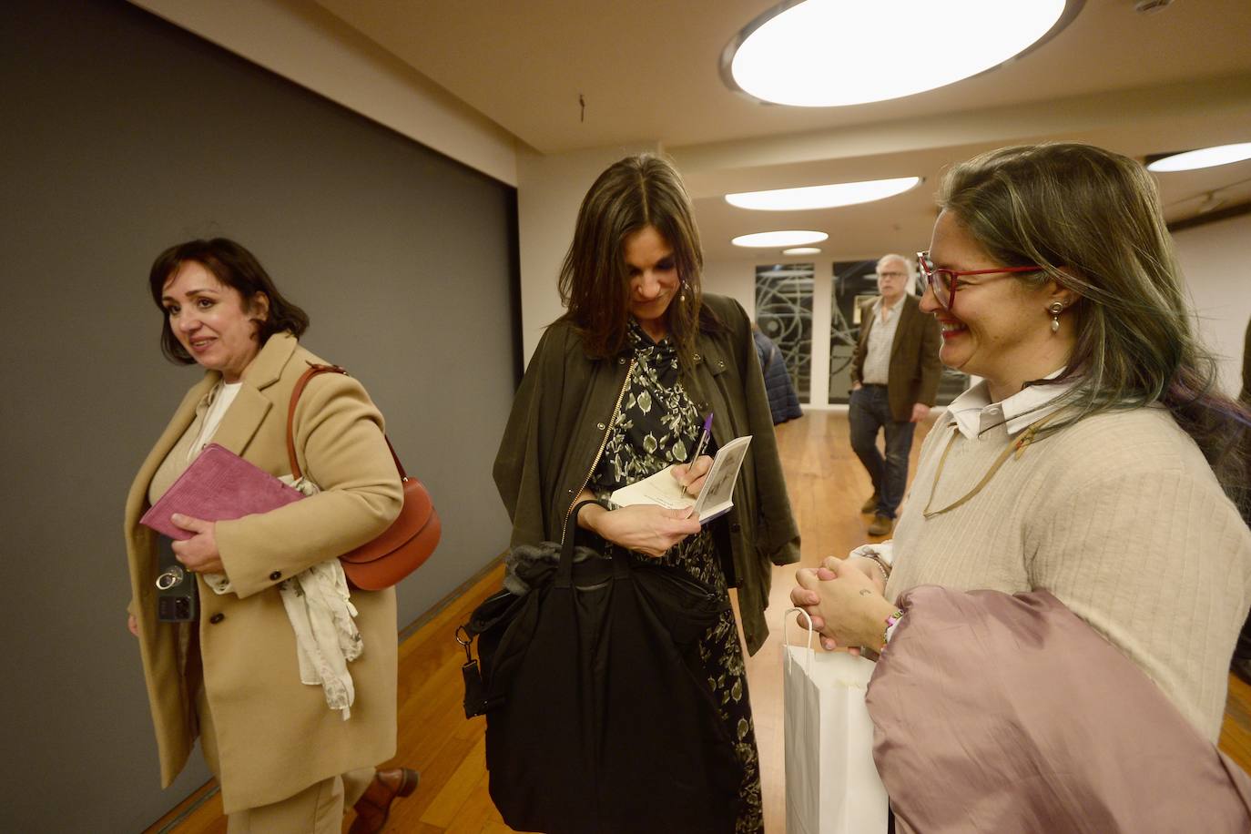 Imágenes de María José Solano en el Aula de Cultura de LA VERDAD